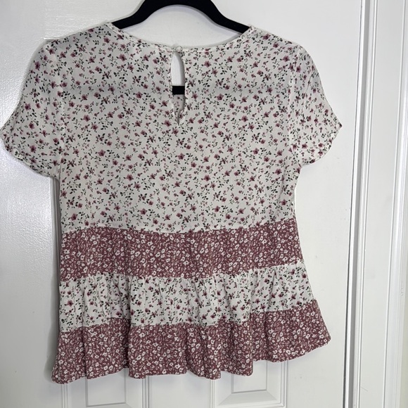 Planet Gold Floral Peplum Blouse - Picture 6 of 8